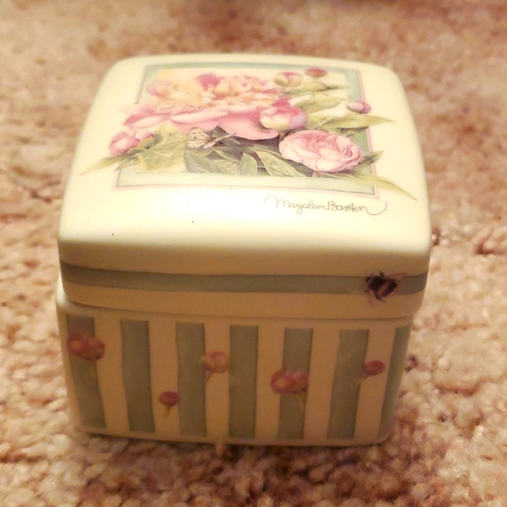 Butterfly music box